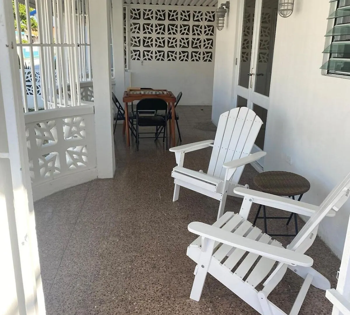 Semesterbostad Modern Family Home 5 Minutes From Beach Toa Baja